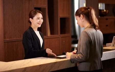 How to Choose the Right Hospitality Training Program for Your Career Goals
