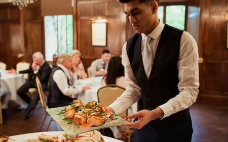 Front Office vs. F&B: Which Hospitality Path is Right for You?